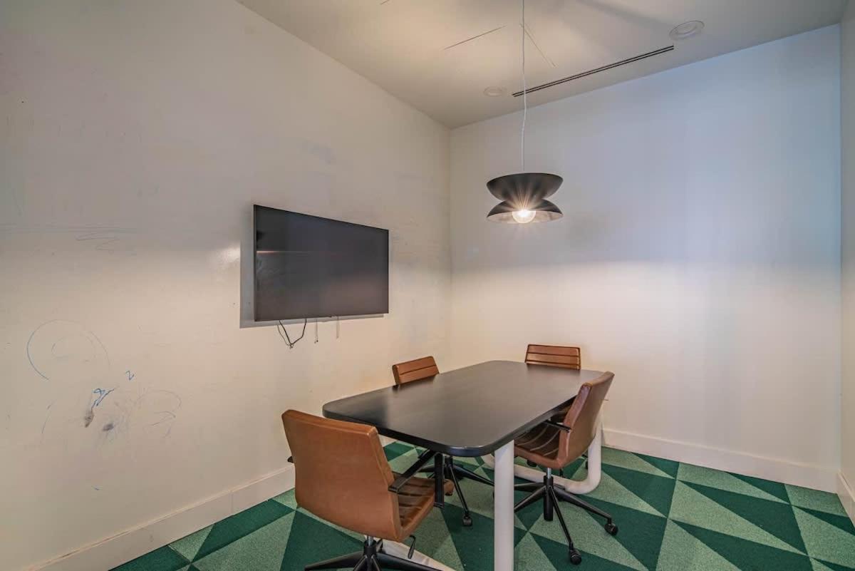 피닉스 Detailed 2Bd, Highrise Dt, Pool, Gym, Parking, Sleeps 8 아파트 외부 사진